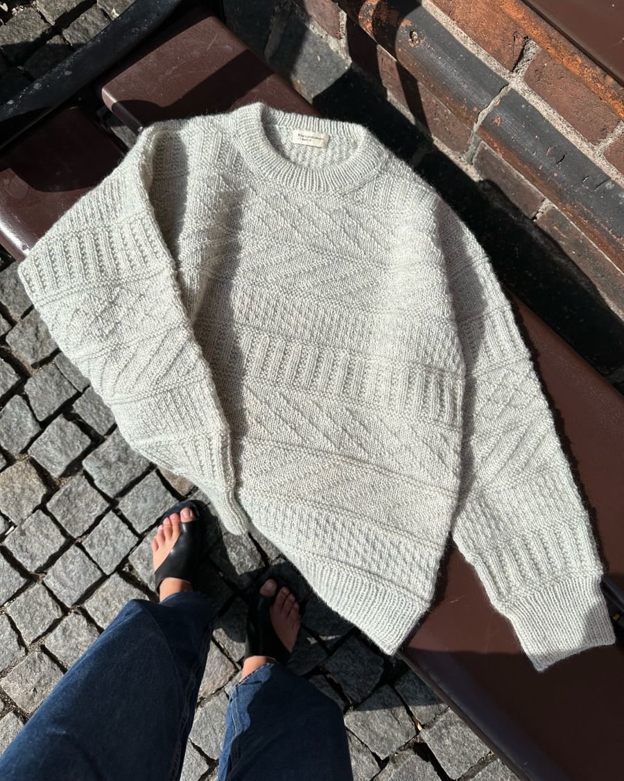 Petite Knit Storm Sweater (T0261 EN)