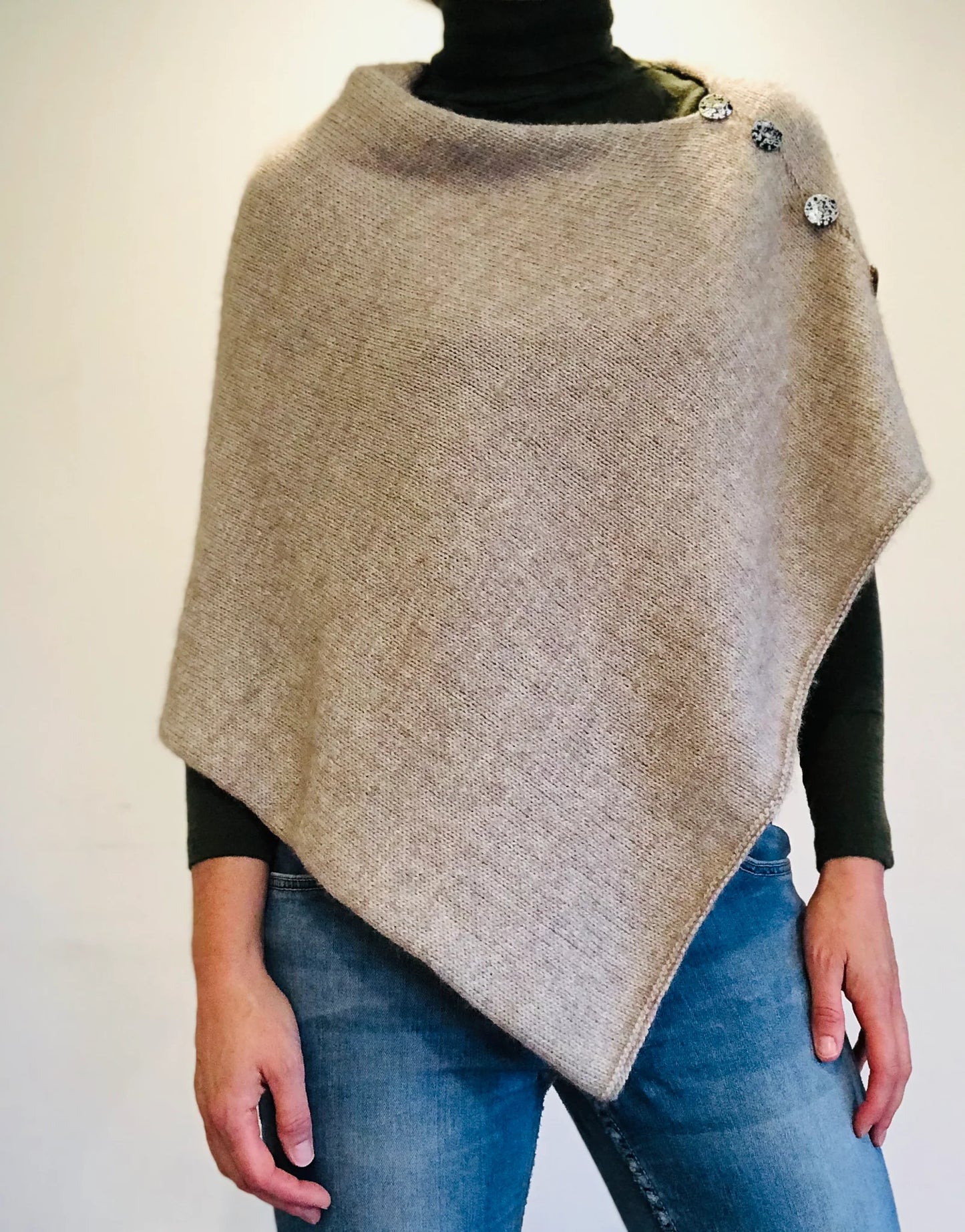 083 Touch Pattern Tarras Poncho