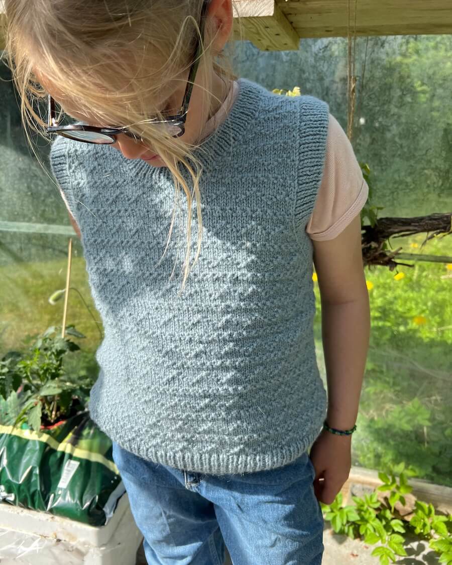 PetiteKnit T0207 Sillie Slipover Junior
