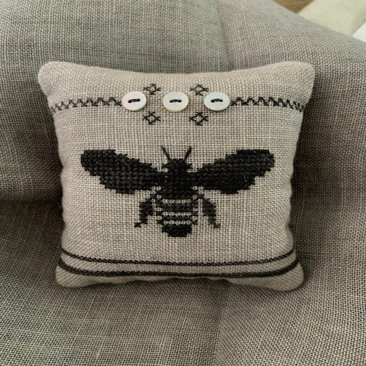 Kiwi Stitch Cross Stitch Chart Bee Pin Pillow